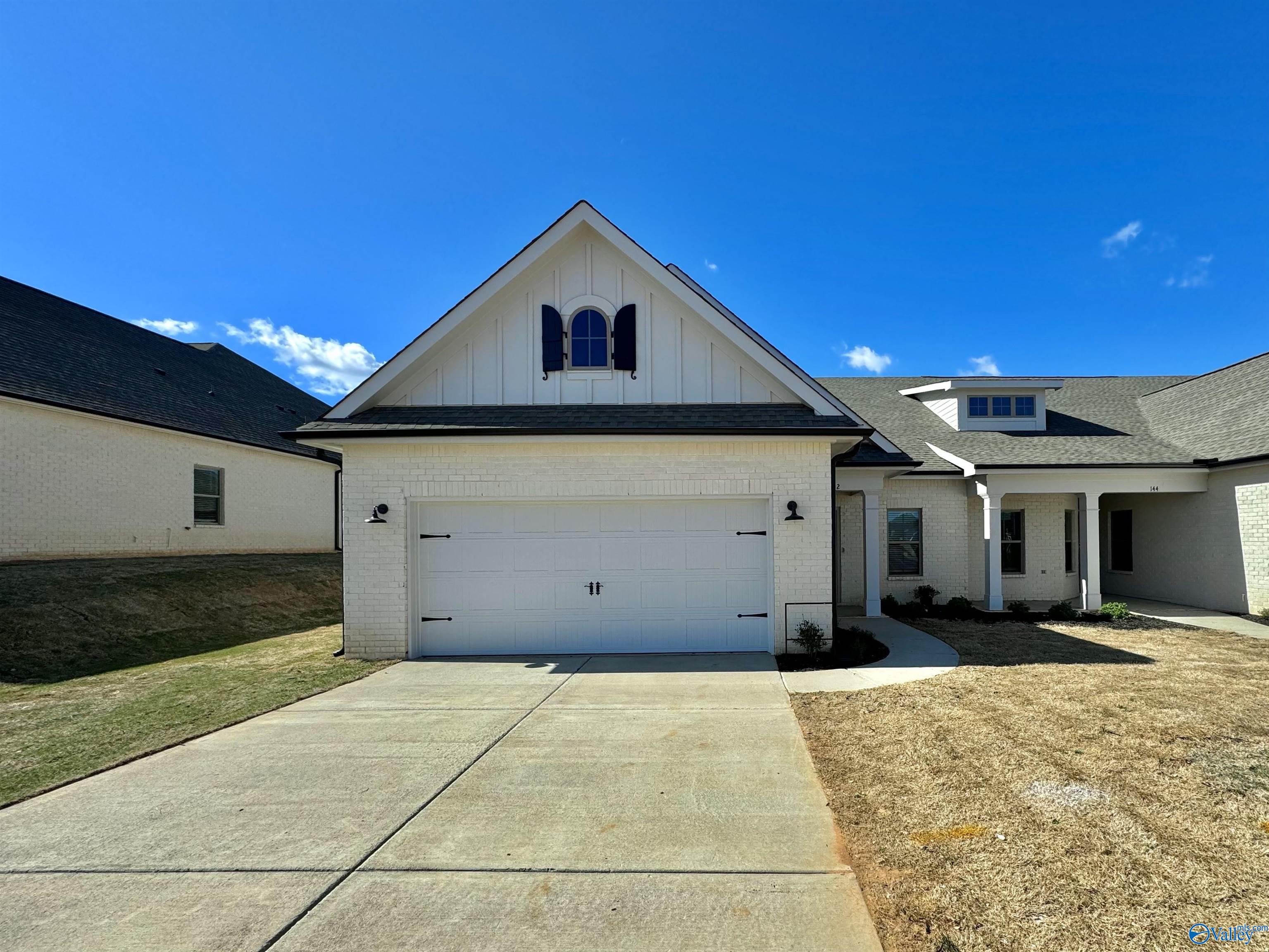Gardner Maples Dr, Owens Cross Roads, AL 35763