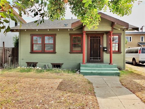 744 Gladys Ave, Long Beach, CA, 90804-4819 | Card Image