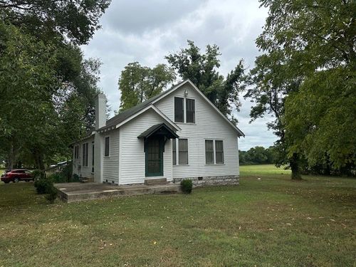235 Old Mulberry Rd, Fayetteville, TN, 37334-7042 | Card Image