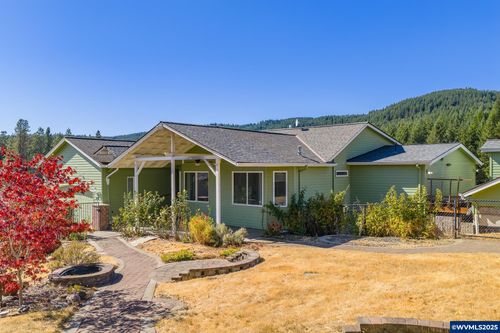 21000 Sw Canyon Rd, Sheridan, OR, 97378-9661 | Card Image
