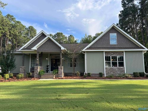 2821 Reeves St, Hokes Bluff, AL, 35903-7394 | Card Image