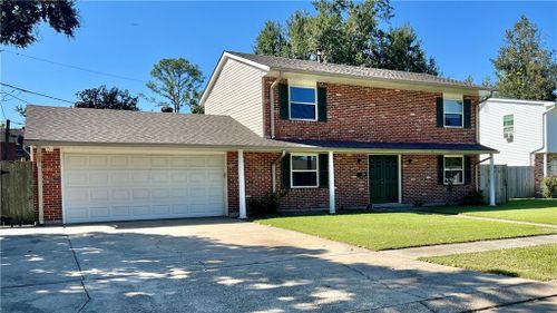 420 Lacour Dr, La Place, LA, 70068-3414 | Card Image