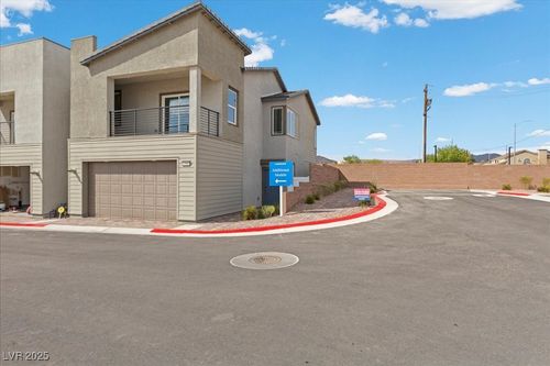 1501 Eliana Crossing Pl, Henderson, NV, 89002-9805 | Card Image
