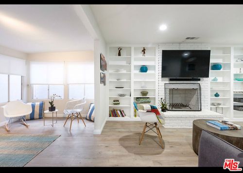 5740 Vantage Ave, Valley Village, CA, 91607-1729 | Card Image