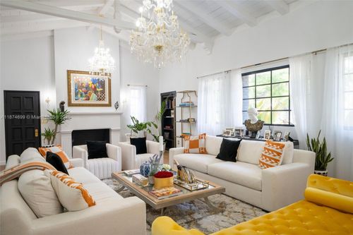 5149 Alton Rd, Miami Beach, FL, 33140-2002 | Card Image