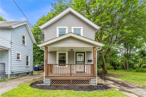 9518 Nelson Avenue, Cleveland, OH, 44105 | Card Image