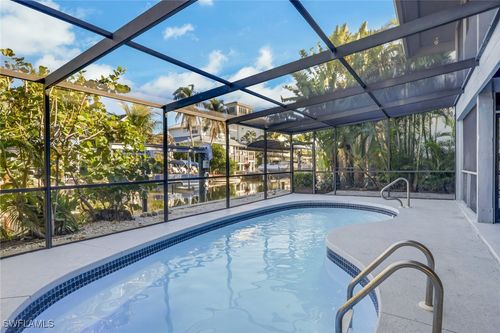 1282 Belaire Ct, NAPLES, FL, 34110-1502 | Card Image