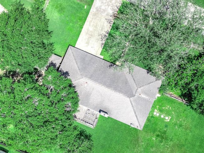 49 Robin Dr, House other with 3 bedrooms, 2 bathrooms and 2 parking in Alvin TX | Image 47