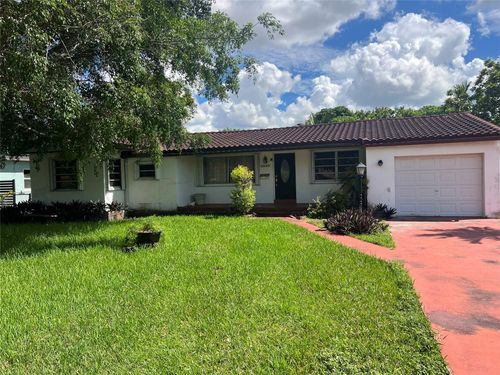 2642 Monroe St, Hollywood, FL, 33020-4814 | Card Image