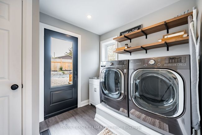 54 Mitchell Ave, House other with 5 bedrooms, 3 bathrooms and 4 parking in Whitby ON | Image 17