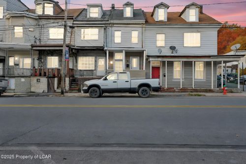 535 E Centre St, MAHANOY CITY, PA, 17948-2806 | Card Image