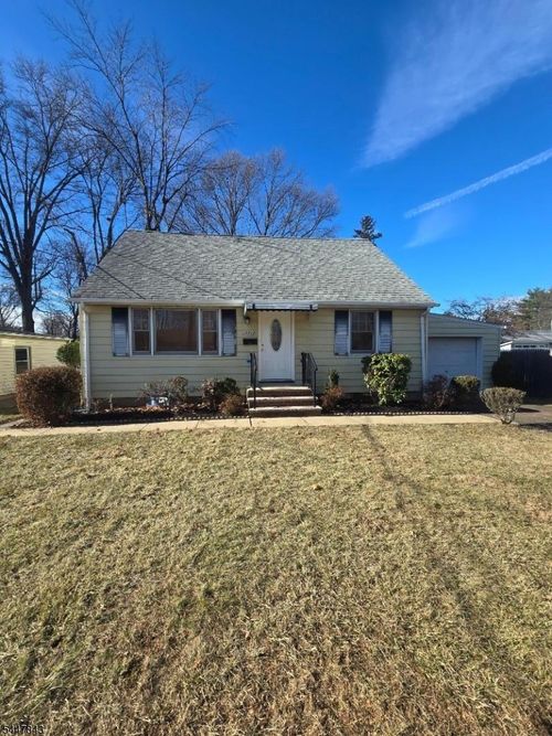 1712 Kenyon Ave, South Plainfield, NJ, 07080-4104 | Card Image