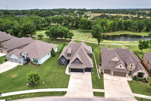 8617 E Hartford St, Broken Arrow, OK, 74014-5659 | Card Image