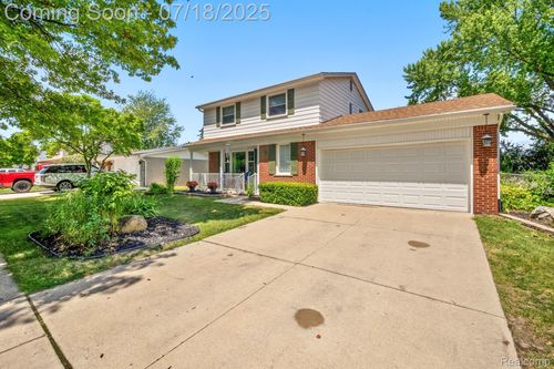 16272 Woodland St, Woodhaven, MI, 48183-1625 | Card Image