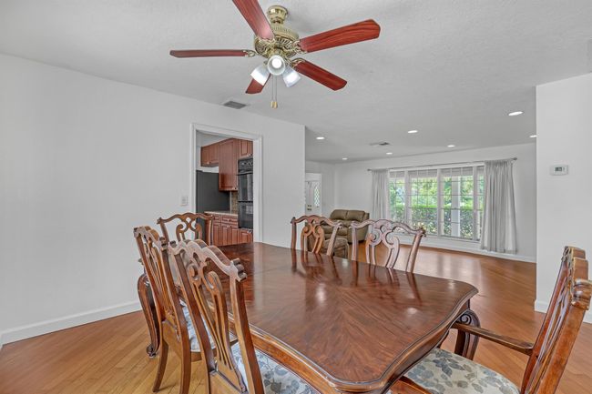 852 Palo Verde Ct, House other with 5 bedrooms, 3 bathrooms and null parking in Haverhill FL | Image 17