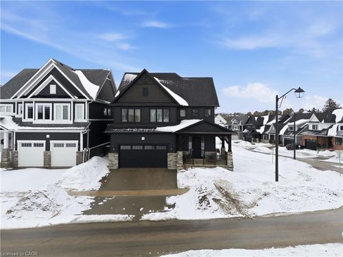 162 Harrison St, Elora, ON, N0B1S0 | Card Image