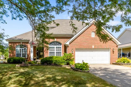 812 Melrose Blvd, Pickerington, OH, 43147-8438 | Card Image