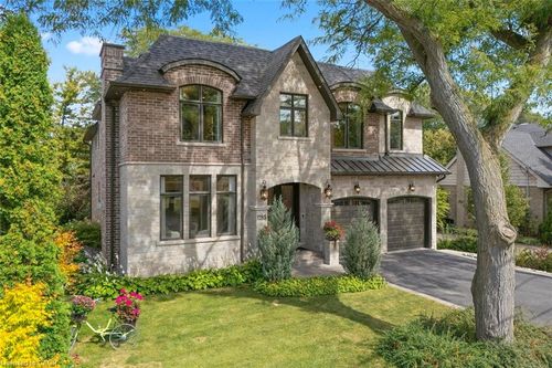 1285 Mineola Gdns, Mississauga, ON, L5G3Y5 | Card Image