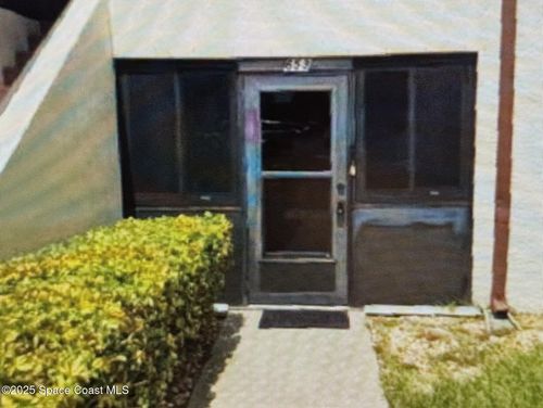 653 Ridge Club Dr, Melbourne, FL, 32934-7307 | Card Image