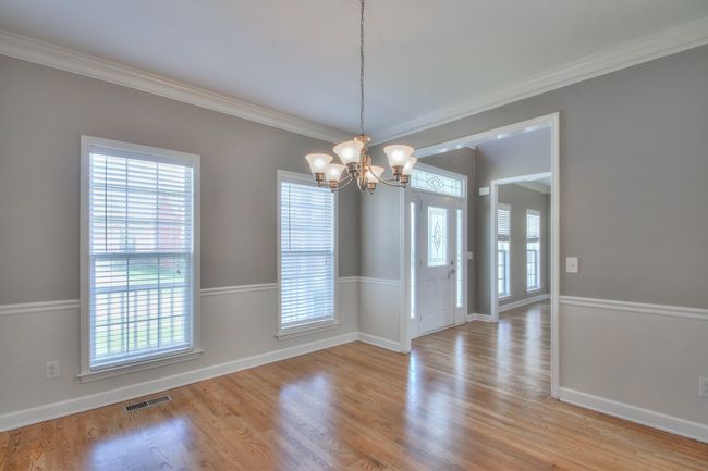 2009 Keene Cir, House other with 5 bedrooms, 3 bathrooms and 2 parking in Spring Hill TN | Image 6