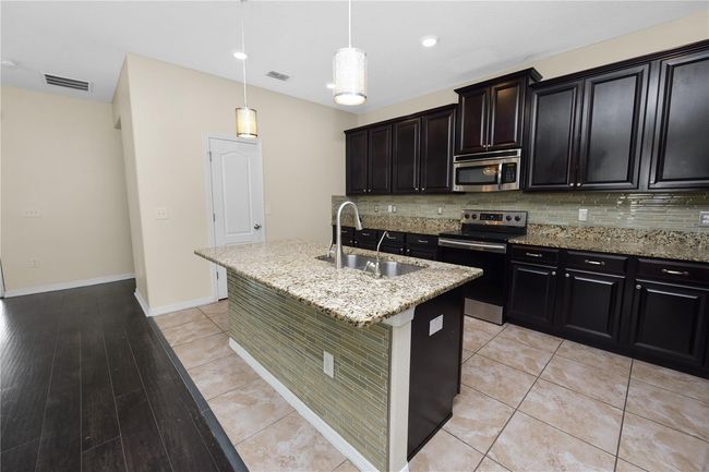 18398 Aylesbury Ln, House other with 4 bedrooms, 4 bathrooms and null parking in LAND O LAKES FL | Image 8