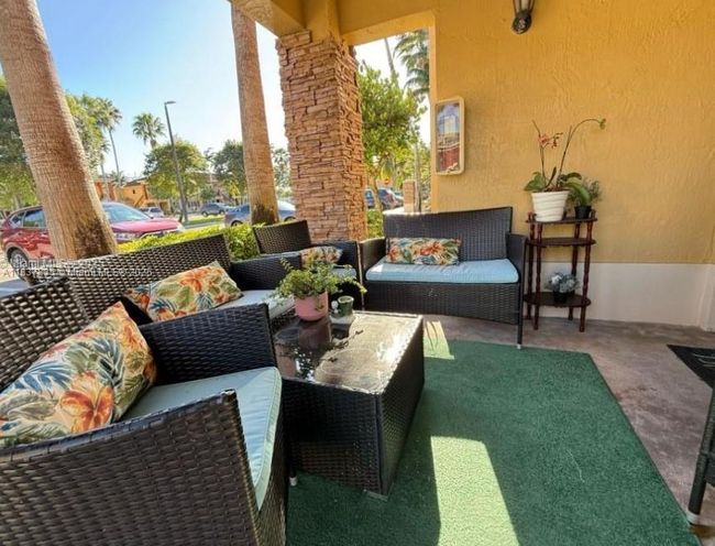 UNIT-104 - 3395 Ne 9 Th St, Condo with 3 bedrooms, 2 bathrooms and null parking in Homestead FL | Image 17