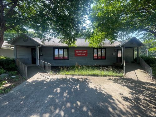 111 N Earle St, Walhalla, SC, 29691-2419 | Card Image