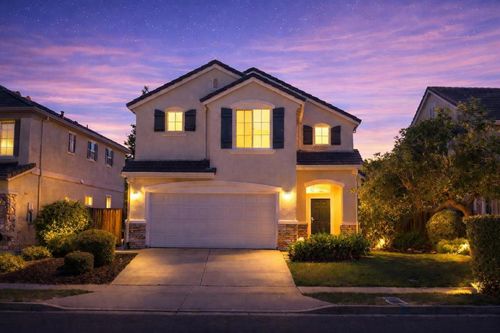 36075 Crystal Springs Dr, Newark, CA, 94560 | Card Image