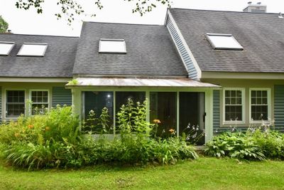 93-A Heritage Hill Circle Place, Condo with 2 bedrooms, 2 bathrooms and null parking in Rutland Town VT | Image 2