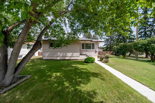 84 Waterloo Dr Sw, Calgary, AB, T3C3G1 | Card Image