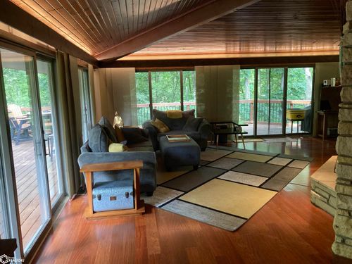 12731 Highway 61, Burlington, IA, 52601-8800 | Card Image