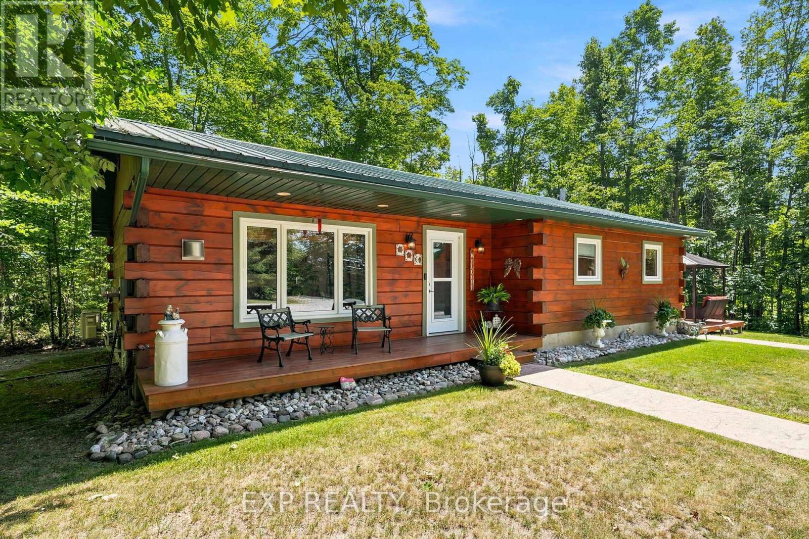 Residential in Kawartha Lakes (Verulam) 3
