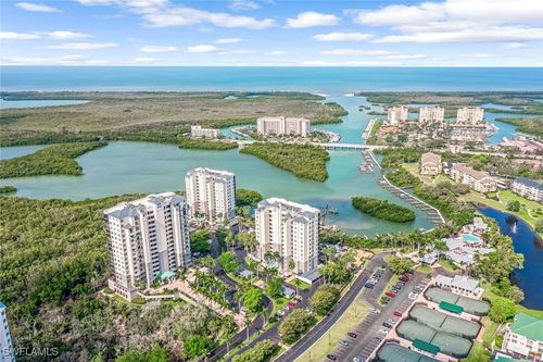 apt-403-425 Cove Tower Dr, NAPLES, FL, 34110-6504 | Card Image