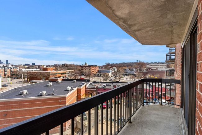 APT-502 - 15 N Beacon St, Condo with 2 bedrooms, 2 bathrooms and null parking in Boston MA | Image 19