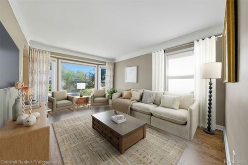 3311 Ellwood Ave, Royal Oak, MI, 48073-6520 | Card Image