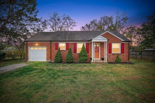 2226 Stratford Ave, Nashville, TN, 37216-3400 | Card Image