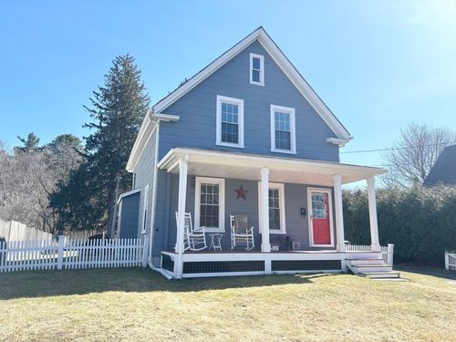 9 Ray Ave, Bellingham, MA, 02019-1229 | Card Image