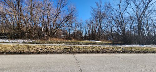 402 E Euclid St, Detroit, MI, 48202-2213 | Card Image