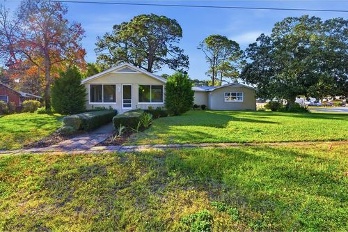 290 Us Highway 98, Eastpoint, FL, 32328-3308 | Card Image