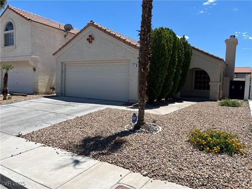 8901 Clear Blue Dr, Las Vegas, NV, 89117-3328 | Card Image