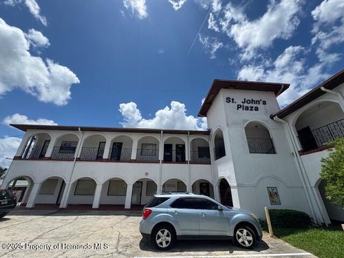 203-5340 Gulf Dr, New Port Richey, FL, 34652-3950 | Card Image
