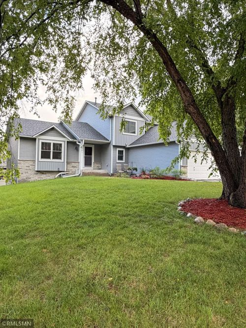 1521 Earle Way, Burnsville, MN, 55306-6150 | Card Image