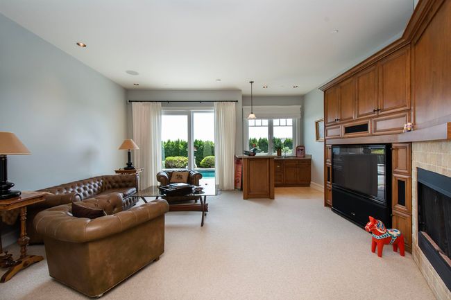 2631 Folkestone Way, House other with 4 bedrooms, 3 bathrooms and 2 parking in West Vancouver BC | Image 25