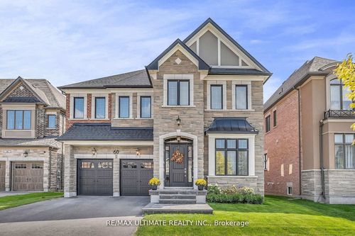 60 Cairns Gate, King City, ON, L7B0P5 | Card Image