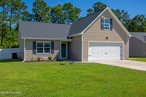 154 Crooked Run Dr, New Bern, NC, 28560-1806 | Card Image