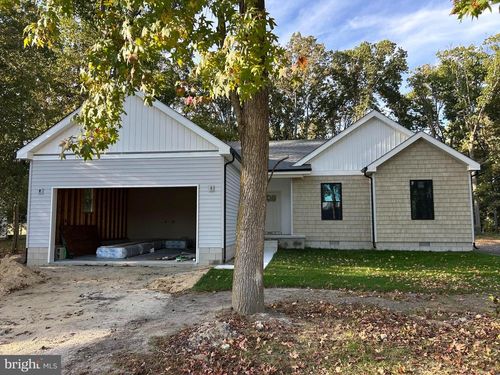 6873 Robin Dr, SEAFORD, DE, 19973-6843 | Card Image