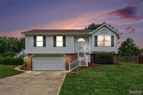 700 Copper Line Rd, Maryville, IL, 62062-5684 | Card Image