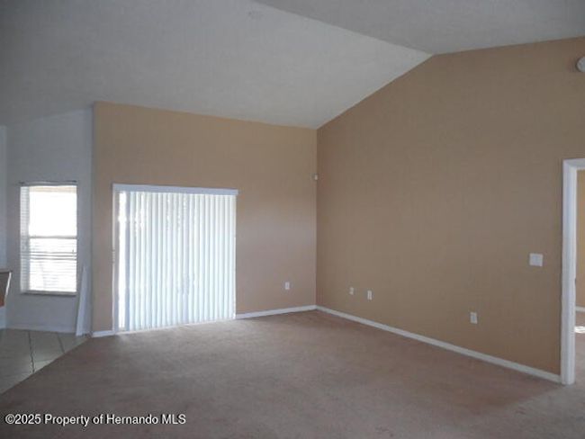 6485 Hillview Rd, House other with 3 bedrooms, 2 bathrooms and null parking in SPRING HILL FL | Image 4