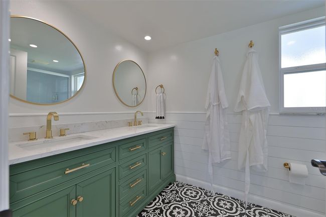 6337 Cocoa Ln, House other with 4 bedrooms, 2 bathrooms and null parking in APOLLO BEACH FL | Image 23