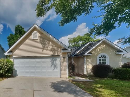 5093 River Overlook Way, Lithonia, GA, 30038-6239 | Card Image